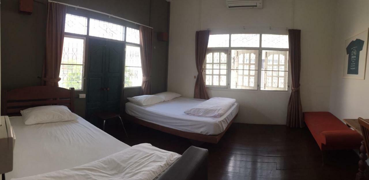 Baan Rare Guesthouse Udon Thani Exterior photo